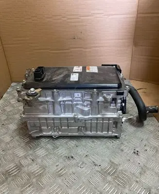 Toyota C-HR I Voltage converter inverter G90047330