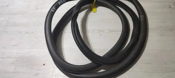 Ford Mondeo MK V Front door rubber seal