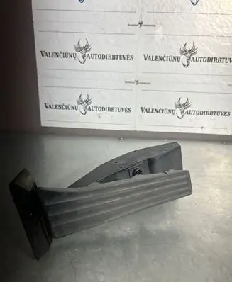 BMW 5 E60 E61 Accelerator throttle pedal 6766931