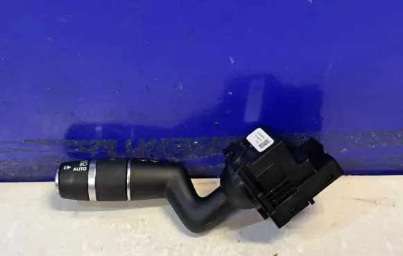 Jaguar XE Indicator stalk BJ323F972CB