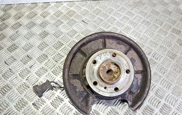 Mercedes-Benz A W169 Rear wheel hub