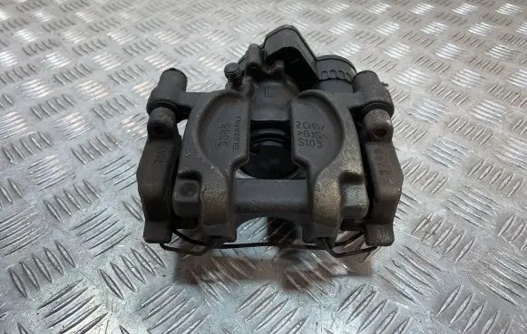 Subaru Forester SK Rear brake caliper 26620SJ010