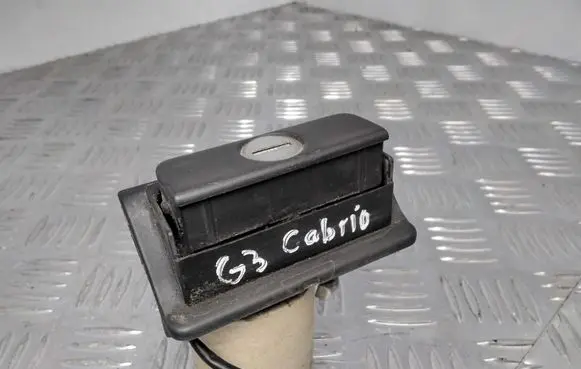 Volkswagen Golf III Tailgate exterior lock 191972712B
