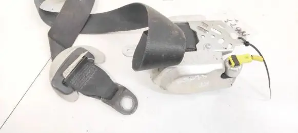 Toyota Corolla Verso AR10 Front seatbelt 7P2140P 7P2140-P