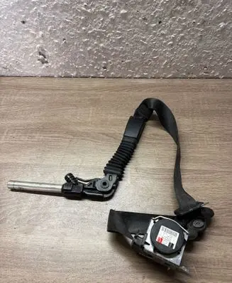 BMW 5 E60 E61 Front seatbelt 601629800
