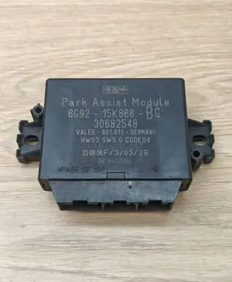 Volvo V70 Parking PDC control unit/module 30682548 6G9215K866BG 0614400396