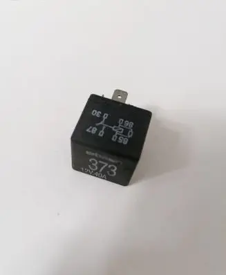 Audi A6 S6 C5 4B Other relay 8D0951253A