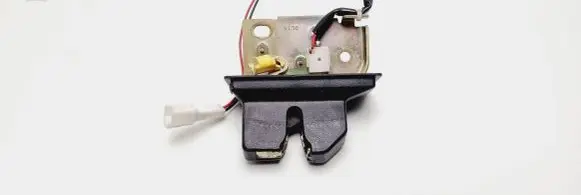 Mazda Xedos 9 Tailgate/trunk/boot lock/catch/latch