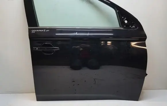 Mitsubishi Outlander Front door