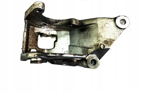 Chevrolet Camaro Engine mount bracket 92230320