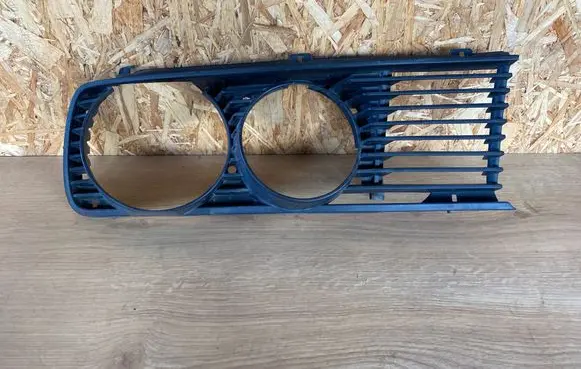 BMW 5 E28 Front bumper lower grill