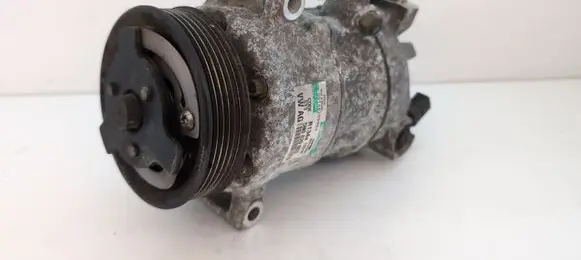 Volkswagen PASSAT B6 Air conditioning (A/C) compressor (pump) 5N0820803