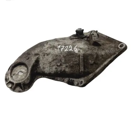Engine mounting bracket