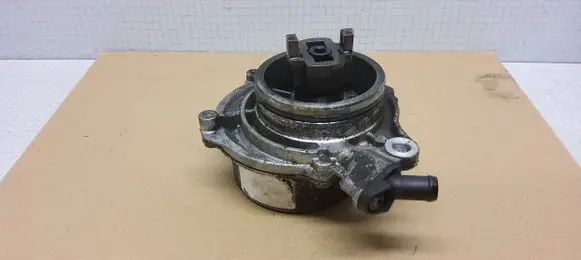 BMW X3 E83 Vacuum pump