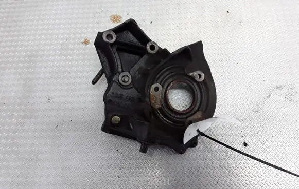 Mitsubishi Space Star Fuel pump bracket 