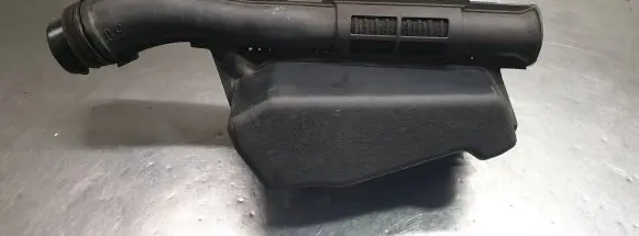 Intake resonator
