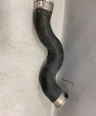 BMW X3 G01 Intercooler hose/pipe 8584546