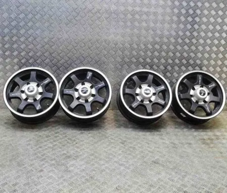 Toyota Hilux (AN10, AN20, AN30) R15 alloy rim 