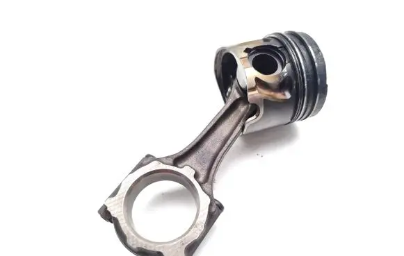 Opel Zafira B Piston with connecting rod A17DTJ Z17DTJ