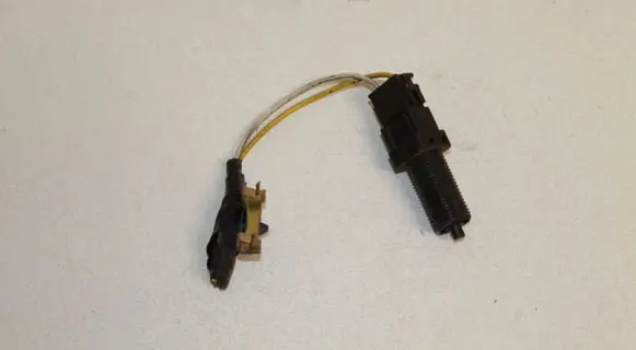 Renault Espace III Brake pedal sensor switch