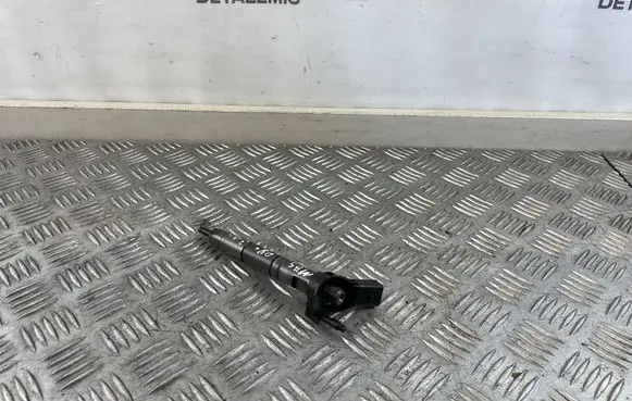 Mercedes-Benz S W221 Fuel injector A642070