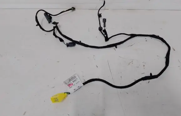 Peugeot 3008 II EUR ISO radio connector 9831816980