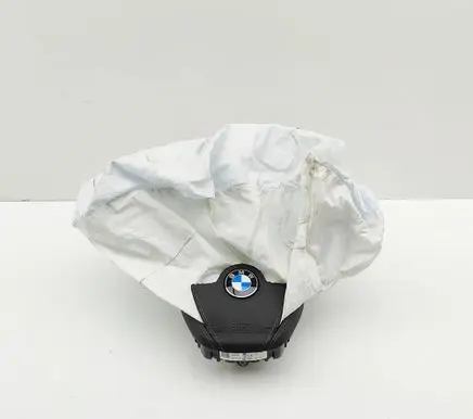 Steering wheel airbag