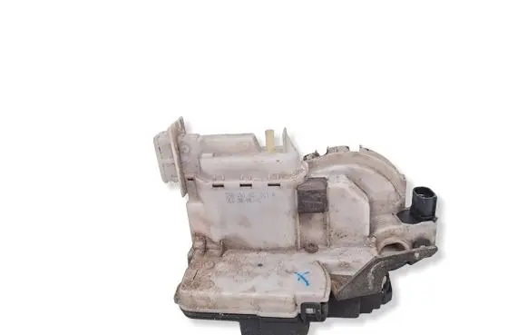 Volkswagen Golf III Front door lock 1H1837015A