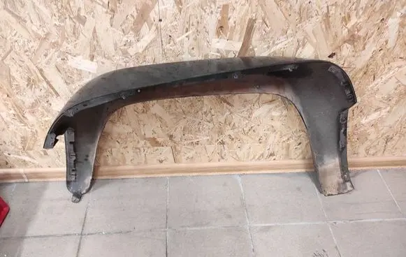 Jeep Cherokee Front arch trim RH5GH00TRM