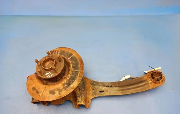 Volvo S40 Rear wheel hub spindle/knuckle 