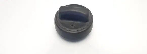 Mercedes-Benz C W202 Fuel tank filler cap 1404700005