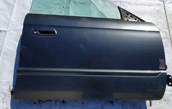 Subaru Legacy Front door pilkos