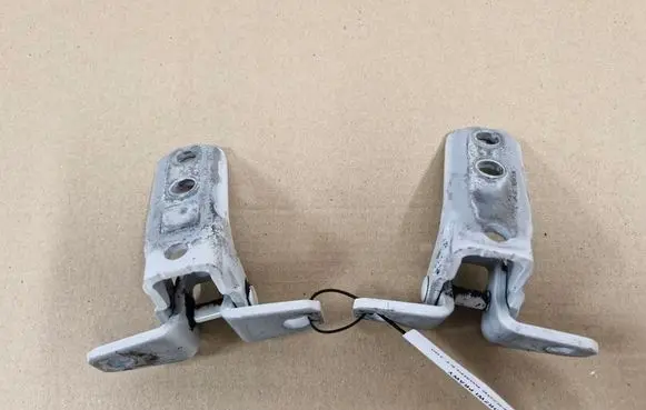 Mitsubishi Outlander Front door hinges set 