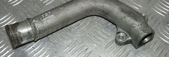 KIA Clarus Engine coolant pipe/hose