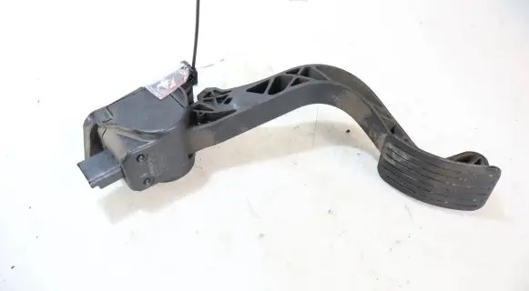 Citroen Berlingo Accelerator throttle pedal