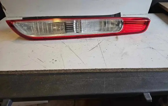 Ford Focus Rear/tail lights 8M5113404