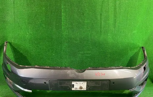 Volkswagen Golf VII Front bumper