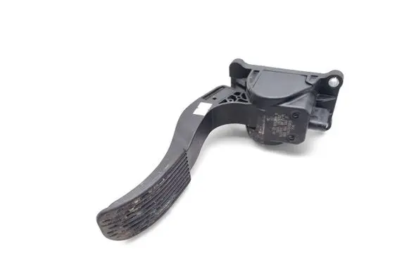 Mercedes-Benz Sprinter W906 Accelerator throttle pedal A4473000200 0280755025