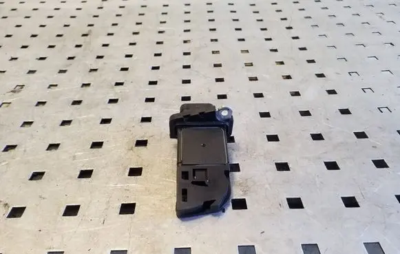 Audi A6 C7 Mass air flow meter 420133471 AFH70M74