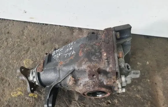 BMW 1 F20 F21 Rear differential 7599466 E27091308 12501500003