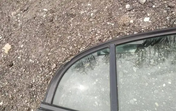Honda Civic Rear vent window glass as2