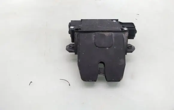 Ford Focus C-MAX Tailgate/trunk/boot lock/catch/latch