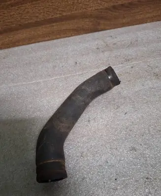 Subaru Legacy Coolant pipe/hose 