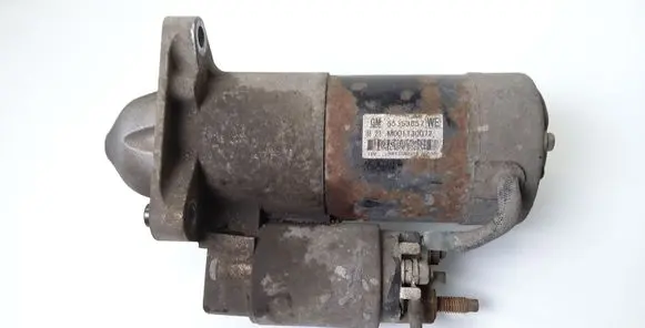 Opel Insignia A Starter motor 55353857