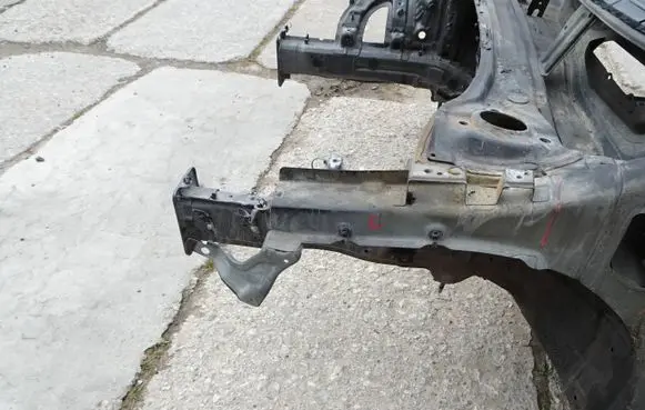 KIA Ceed Front side member 