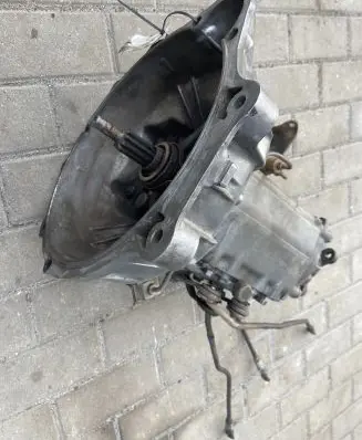 Mercedes-Benz COMPAKT W115 Manual 4 speed gearbox R1152511601 1152811001