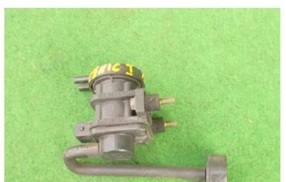 Renault Scenic I Vacuum valve 