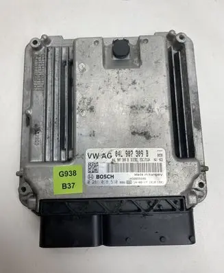Audi A3 S3 8V Engine control unit/module 04L907309B