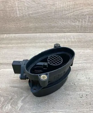 BMW 3 E46 Mass air flow meter 7787076 0928400468
