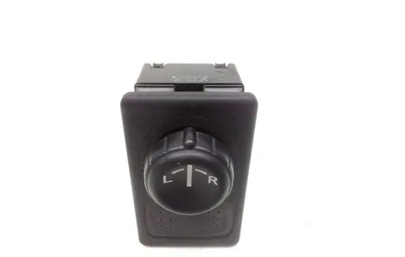 Nissan X-Trail T30 Wing mirror switch